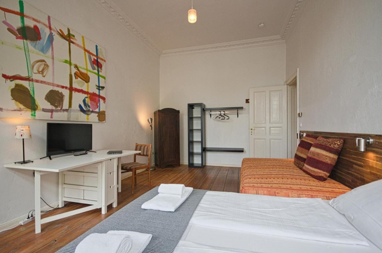 2 Bedroom * Berlin